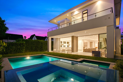 VILLAWAY - Luxury Vacation Rentals & Villas for Rent