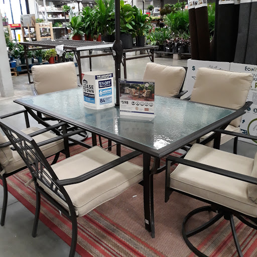 Shopping Mall «The Brickyard», reviews and photos, 2600 N Narragansett Ave, Chicago, IL 60639, USA