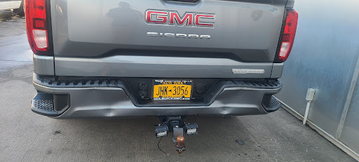 Car Wash «Greenwich Avenue Solar Car Wash», reviews and photos, 229 Greenwich Ave, Stamford, CT 06902, USA