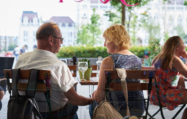 Nyitvatartás: VirágNeked.hu