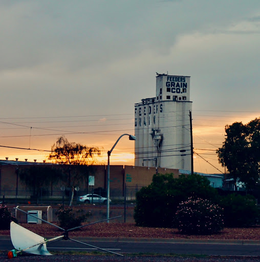 Grain elevator Gilbert