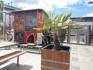 Photo n°12 de McDonald's à Sarcelles ()