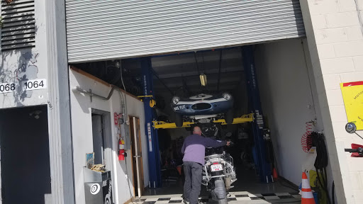 Tire Shop «MotoTireGuy - Motorcycle Tire Services», reviews and photos, 1064 Revere Ave, San Francisco, CA 94124, USA