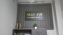 SIGLO XXI BARBER SHOP - Barbería