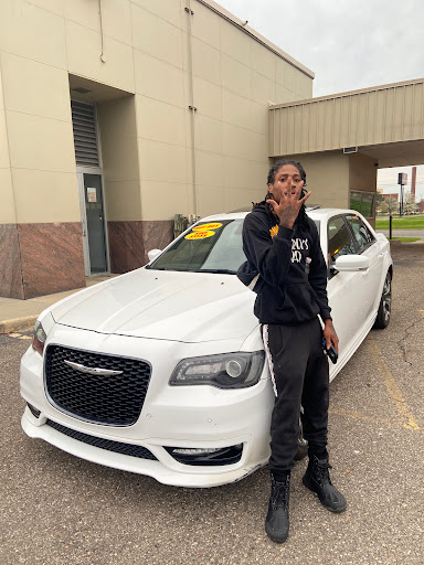 Car Dealer «Big Three Auto Sales», reviews and photos, 17020 East 8 Mile Road, Detroit, MI 48205, USA