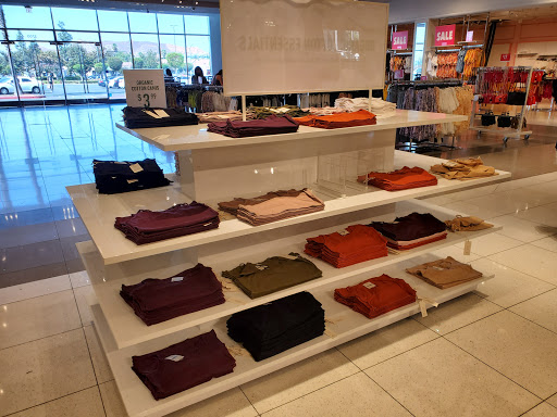 Shopping Mall «Galleria at Tyler», reviews and photos, 1299 Tyler St, Riverside, CA 92503, USA