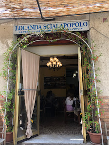 Locanda Scialapopolo Via Francesco Paga, 69, 82100 Benevento BN, Italia
