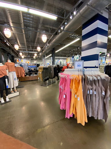 Clothing Store «Old Navy», reviews and photos, 801 Market St, San Francisco, CA 94103, USA