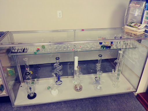 Tobacco Shop «Inferno Smoke Shop», reviews and photos, 2110 Mariner Blvd, Spring Hill, FL 34609, USA