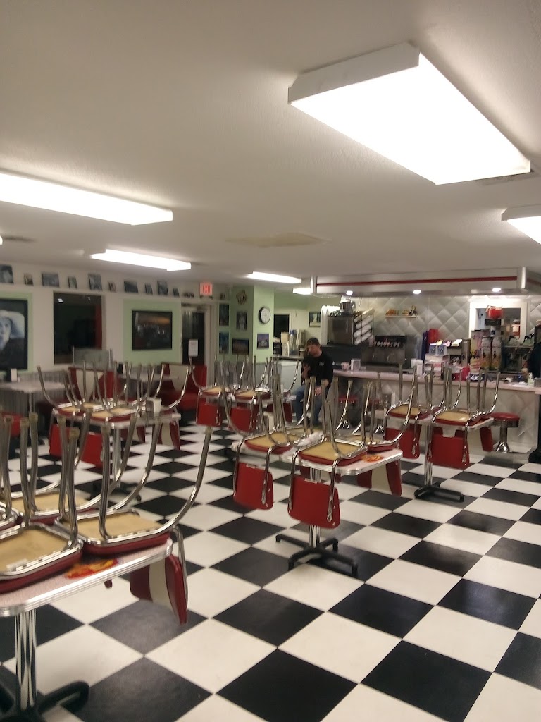 Boomarang Diner McAlester, OK 74501 Menu, Reviews, Hours & Contact