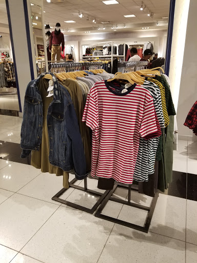 Clothing Store «Forever 21», reviews and photos, 4701 Mills Cir, Ontario, CA 91764, USA