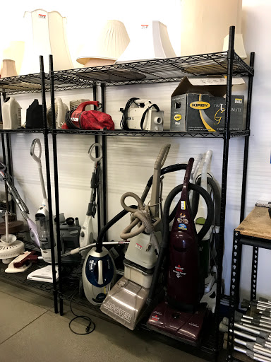Thrift Store «Yuma Frontage Goodwill Retail Store & Donation Center», reviews and photos