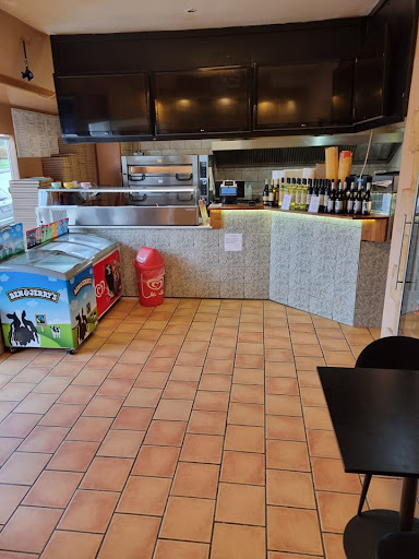 Kongens Pizzaria og Burger House in Holte, Allerød