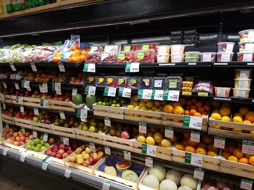 Gourmet Grocery Store «Yes! Organic Market Capitol Hill», reviews and photos, 410 8th St SE, Washington, DC 20003, USA