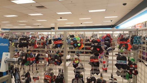 Clothing Store «Ross Dress for Less», reviews and photos, 4032 Grand Ave, Chino, CA 91710, USA