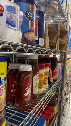 Supermarket «Kaneshie Supermarket», reviews and photos, 4552 N Broadway St, Chicago, IL 60640, USA