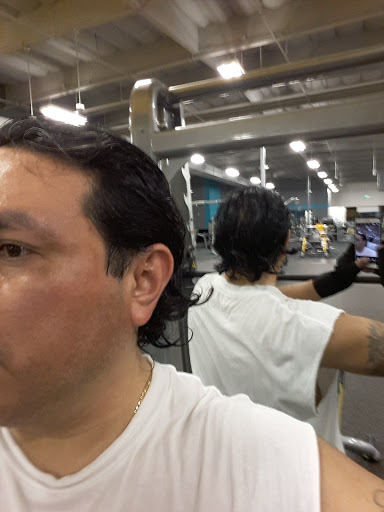 Gym «Chuze Fitness», reviews and photos, 1521 S Riverside Ave, Rialto, CA 92376, USA