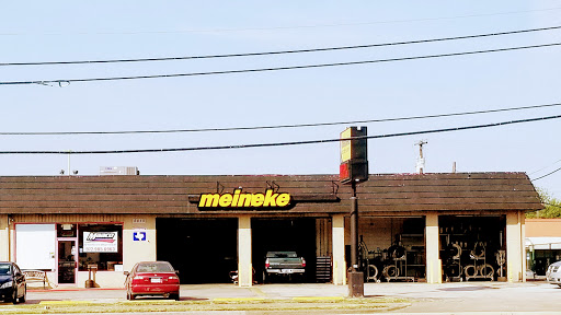 Auto Repair Shop «Meineke Car Care Center», reviews and photos, 5615 Broadway Blvd, Garland, TX 75043, USA