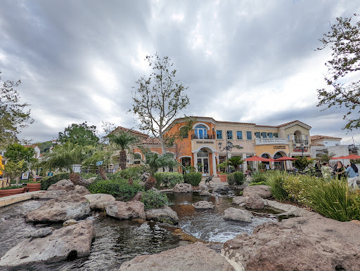 Shopping Mall «The Commons at Calabasas», reviews and photos, 4799 Commons Way, Calabasas, CA 91302, USA