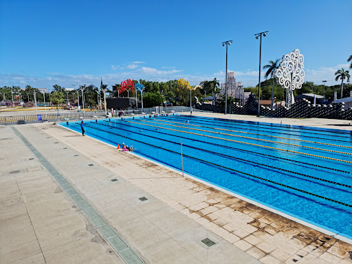 Gimnasios con piscina Managua