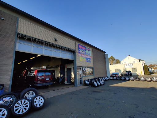 Solano Tires & Wheels