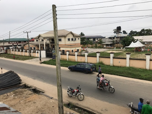 McMena Place, Orhuwhorun, Warri, Nigeria, Motel, state Delta