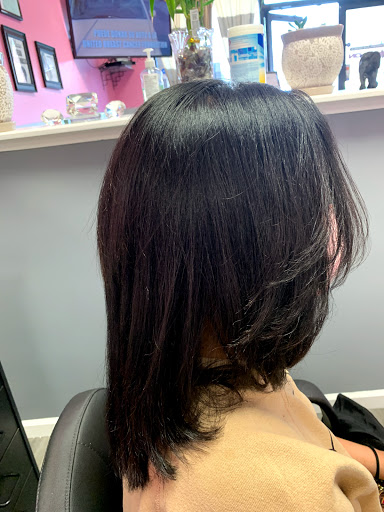 Hair Salon «Dominican Divas Beauty Salon», reviews and photos, 2074 Old Norcross Rd a, Lawrenceville, GA 30044, USA