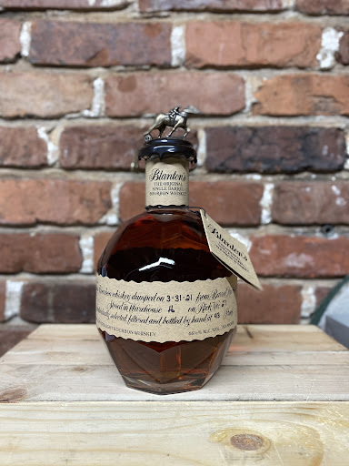 Liquor Store «Holiday Wine & Spirits», reviews and photos, 5039 Buford Hwy NE, Chamblee, GA 30341, USA