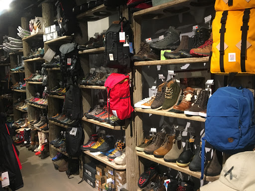 Camping Store «Yellow Wood», reviews and photos, 401 E Silver Spring Dr, Whitefish Bay, WI 53217, USA