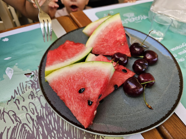 ΤΑΒΕΡΝΑ ΑΜΒΡΟΣΙΑ ΘΕΪΚΟ ΦΑΓΗΤΟ