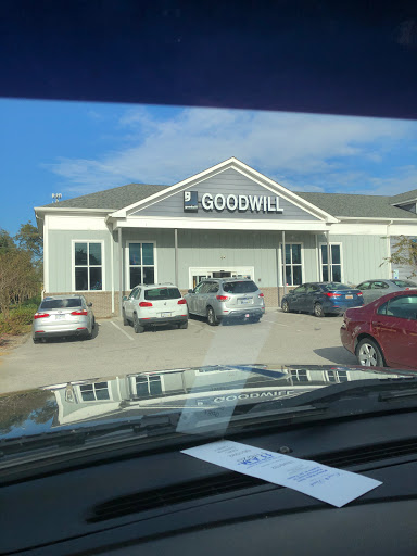 Thrift Store «Goodwill», reviews and photos