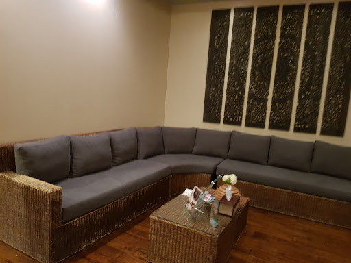 Massage Therapist «Origins Thai Spa», reviews and photos, 925 N Garfield St E, Arlington, VA 22201, USA