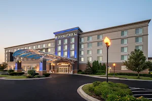 DoubleTree by Hilton Chicago Midway Airport image