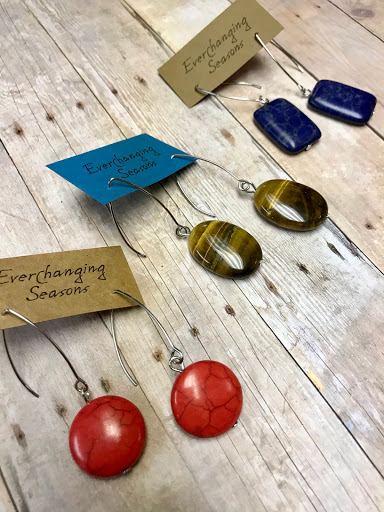 Boutique «Everchanging Seasons Consignment Boutique», reviews and photos, 710 Forest Ave, Portland, ME 04103, USA