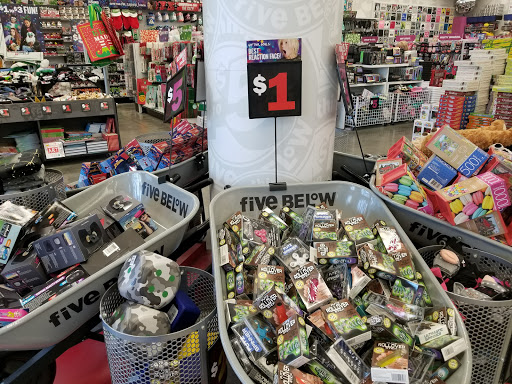 Variety Store «Five Below», reviews and photos, 2292 S University Dr, Davie, FL 33324, USA