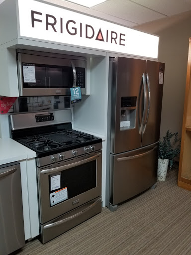 Appliance Store «Willamette Valley Appliance», reviews and photos, 428 NW 1st Ave, Canby, OR 97013, USA