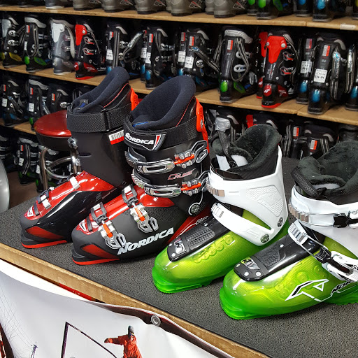 Ski Rental Service «Meadowlark Ski and Snowboards», reviews and photos, 38858 Pioneer Blvd, Sandy, OR 97055, USA