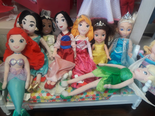 Consignment Shop «Wee Boutique», reviews and photos, 6122 N U.S. Hwy 41, Apollo Beach, FL 33572, USA