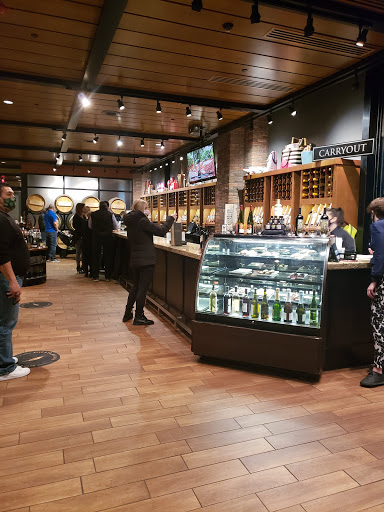 Shopping Mall «Burr Ridge Village Center», reviews and photos, 701 Burr Ridge Pkwy, Willowbrook, IL 60527, USA