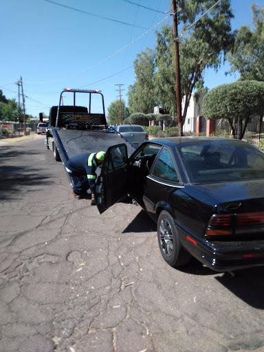 Auto Repair Shop «Meineke Car Care Center», reviews and photos, 3332 N Oracle Rd, Tucson, AZ 85705, USA