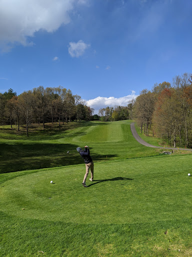 Golf Course «Topstone Golf Course», reviews and photos, 516 Griffin Rd # A, South Windsor, CT 06074, USA