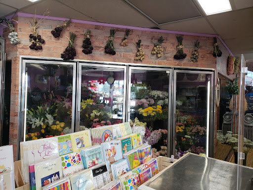 Florist «Morning Pond Flowers & Design», reviews and photos, 899 Blooming Grove Turnpike, Vails Gate, NY 12584, USA