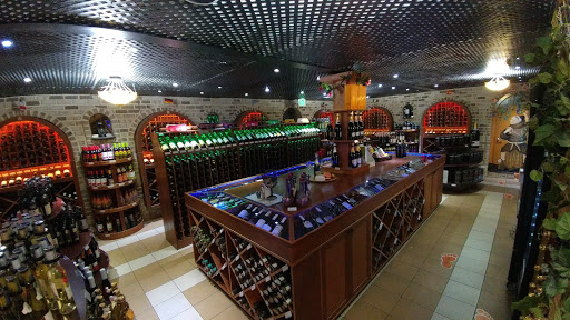 Liquor Store «Harborview Liquors», reviews and photos, 549 E Fort Ave, Baltimore, MD 21230, USA