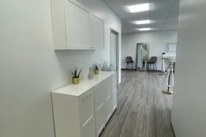 Medical & Beauty Care Clinic image