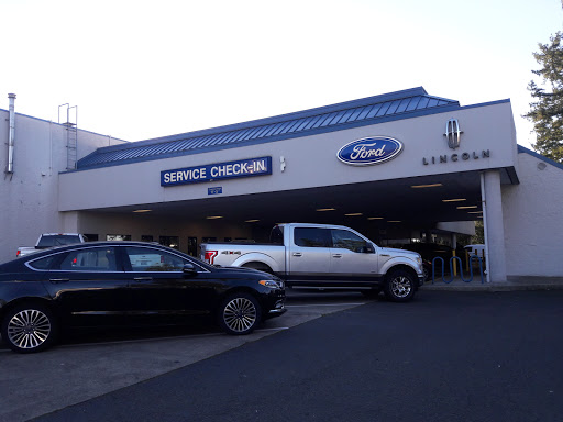Landmark Ford Lincoln, 12000 SW 66th Ave, Tigard, OR 97223, USA, 