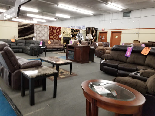 Furniture Store «Unclaimed Freight», reviews and photos, 2260 Industrial Dr, Bethlehem, PA 18017, USA