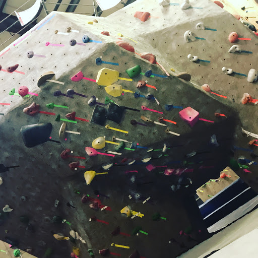 Rock Climbing Gym «Garden State Rocks», reviews and photos, 705 Ginesi Dr, Morganville, NJ 07751, USA