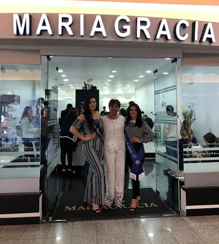 Opiniones de Centro de Belleza MariaGracia - El Baron Barbero Shop en Quito - Centro de estética