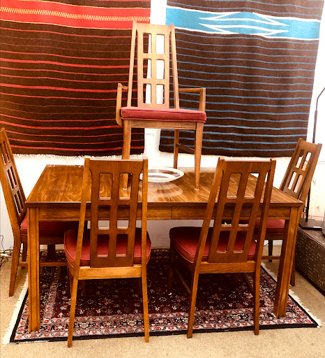 Used Furniture Store «Furniture Lounge», reviews and photos, 11 E University Ave, Champaign, IL 61820, USA