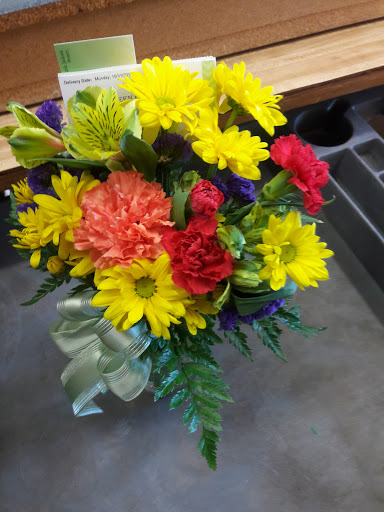 Florist «Fort Myers Flower House», reviews and photos, 3441 Fowler St, Fort Myers, FL 33901, USA